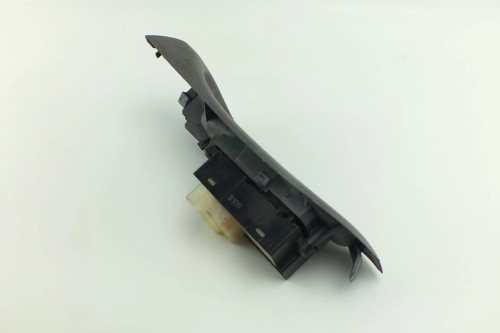 PANEL STEROWANIA SZYB NISSAN ALMERA N16(2000-2006) 1.8 16V