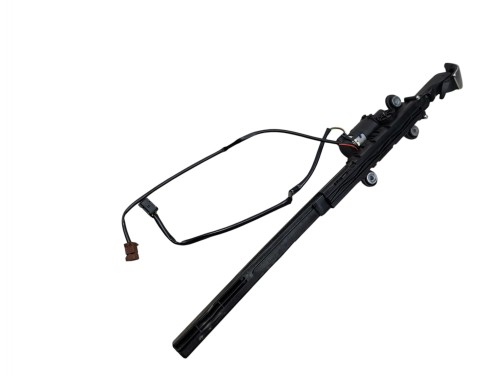 PODAJNIK PASA PRAWY BMW 4 F32 F82 F87 M2 M4 7307916