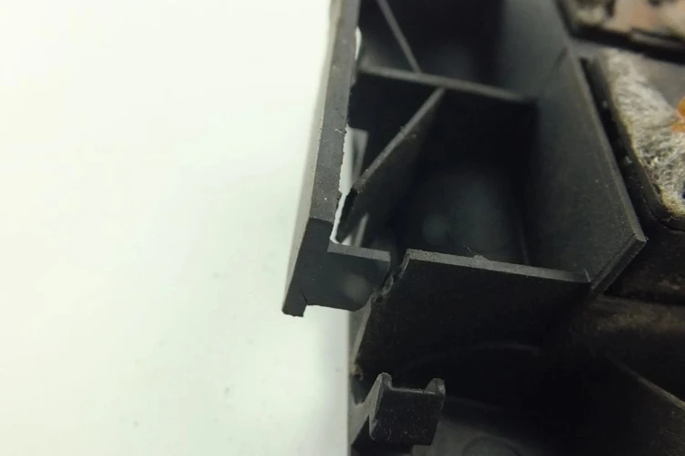 PANEL STEROWANIA SZYB AUDI A4 B5 (1994 – 2001) 1.9 TDI
