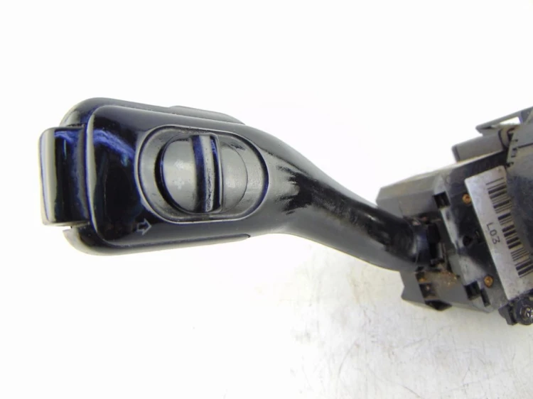 PRZEŁĄCZNIK ZESPOLONY VOLKSWAGEN PASSAT B5 1.9TDI 8L0953513J