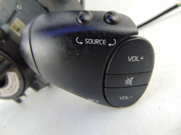 PRZEŁĄCZNIK ZESPOLONY RENAULT SCENIC I LIFT (1999-2003) 1.6 16V 7700428203