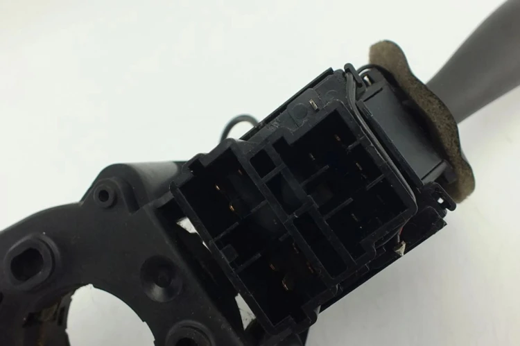 PRZEŁĄCZNIK ZESPOLONY CITROEN BERLINGO II (2003-2010) 1.9 DW8 9620376580