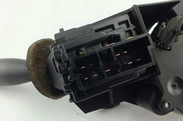 PRZEŁĄCZNIK ZESPOLONY CITROEN BERLINGO II (2003-2010) 1.9 DW8 9620376580