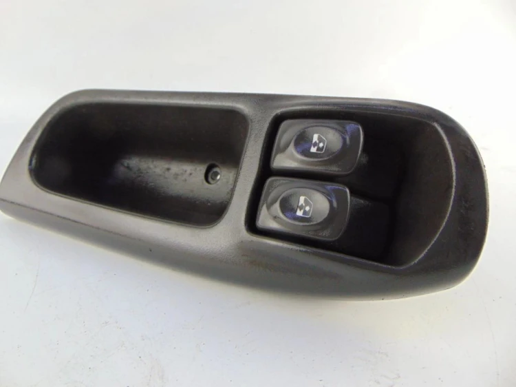 PANEL STEROWANIA SZYB RENAULT SCENIC I LIFT (1999-2003) 1.6 16V