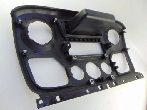 RAMKA ŚRODKOWA RENAULT MASTER III LIFT (2015-) 2.3 DCI 135 682600025