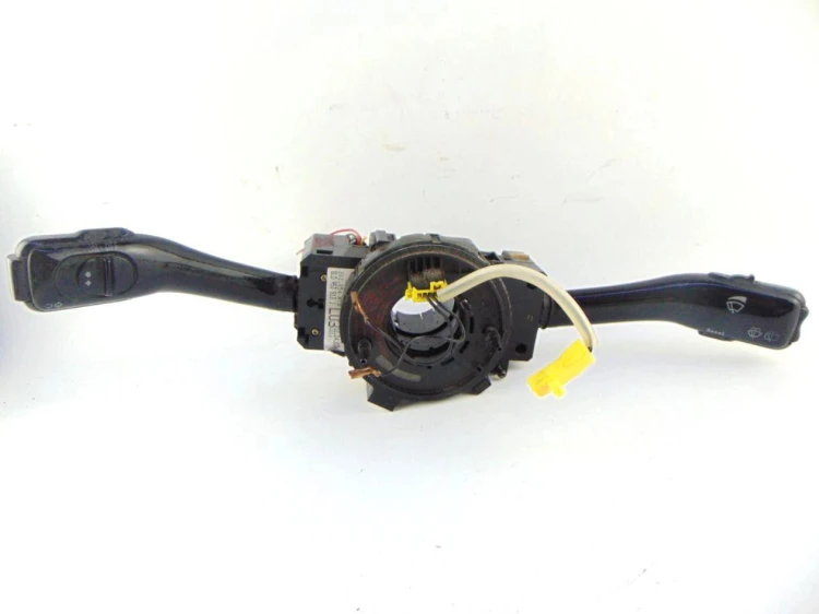 PRZEŁĄCZNIK ZESPOLONY VOLKSWAGEN PASSAT B5 1.9TDI 8L0953513J