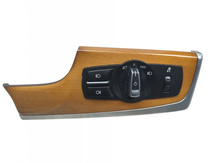 PRZEŁĄCZNIK ŚWIATEŁ BMW F11 (2010-2013) 2.0 D 184KM 9192744