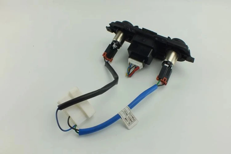 GNIAZDO USB AUX KIA SPORTAGE III (2010-2015) 1.7 CRDI 84633-3W010