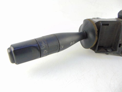 PRZEŁĄCZNIK ZESPOLONY CITROEN BERLINGO II (2003-2010) 1.9 DW8 9620376580