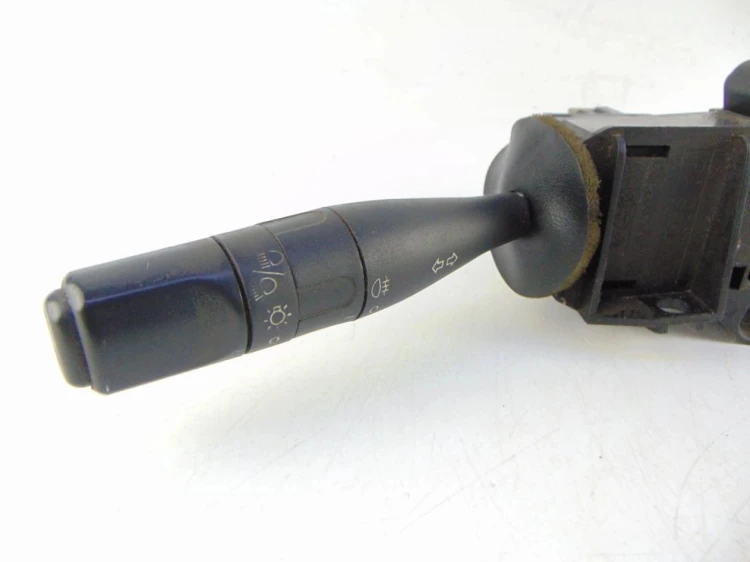 PRZEŁĄCZNIK ZESPOLONY CITROEN BERLINGO II (2003-2010) 1.9 DW8 9620376580