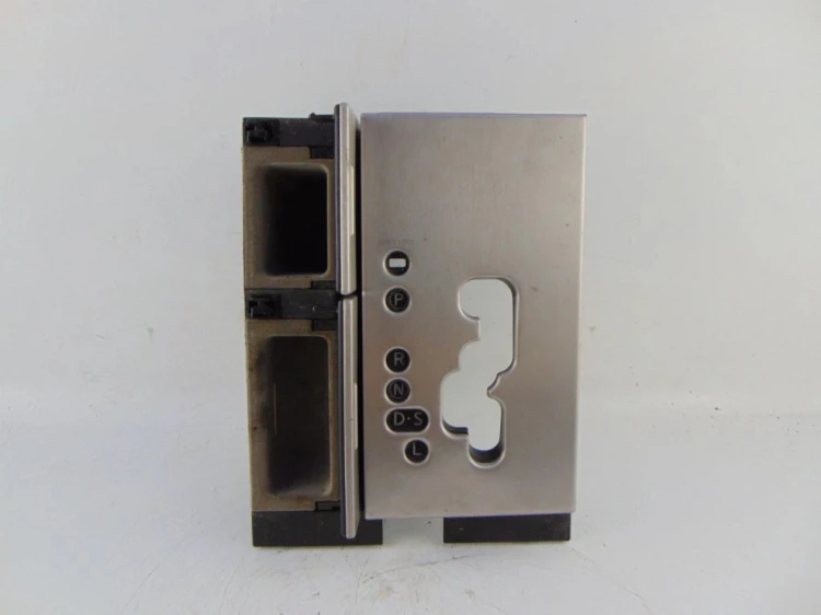 PANEL ZMIANY BIEGÓW AUTOMAT NISSAN MURANO Z50 (2003-2008)