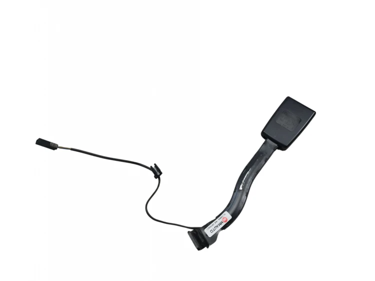 ZAPINKA PASA LEWY PRZÓD SEAT ALTEA XL LIFT (2009-2015) 1.6 TDI 105KM 5P0857