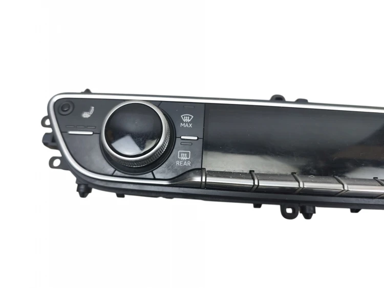 PANEL KLIMATYZACJI AUDI A4 B9 (2015-2019) 2.0 TDI 150KM 8W0820043T