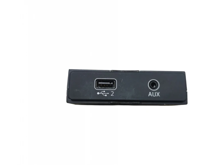 GNIAZDO USB AUX AUDI A4 B9 (2015-2019) 2.0 TDI 150KM 8W0035708