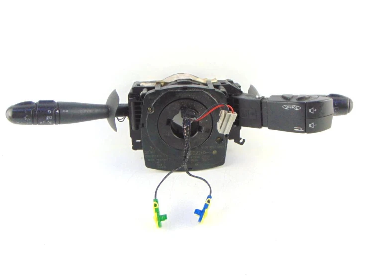 PRZEŁĄCZNIK ZESPOLONY RENAULT LAGUNA II LIFT (2005-2007) 2.0 16V 8200004642