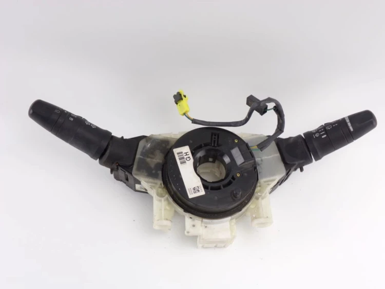 PRZEŁĄCZNIK ZESPOLONY NISSAN ALMERA N16(2000-2006) 1.5 DCI