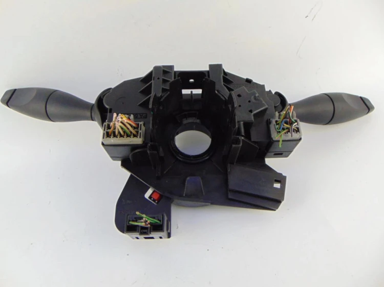 PRZEŁĄCZNIK ZESPOLONY FORD FOCUS MK1 1.6 16V 98AG 13335 BG
