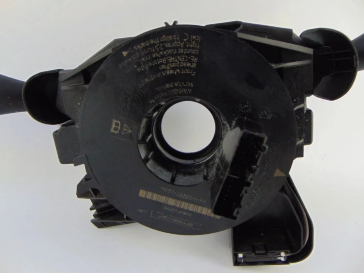 PRZEŁĄCZNIK ZESPOLONY FORD FOCUS MK1 1.6 16V 98AG 13335 BG