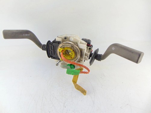 PRZEŁĄCZNIK ZESPOLONY VOLVO S40 1.9D 30808926