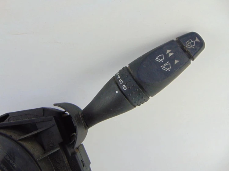 PRZEŁĄCZNIK ZESPOLONY FORD FOCUS MK1 1.6 16V 98AG-17A553-BC