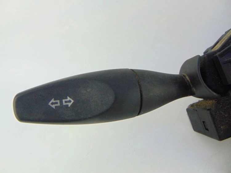 PRZEŁĄCZNIK ZESPOLONY FORD FOCUS MK1 1.6 16V 98AG-17A553-BC