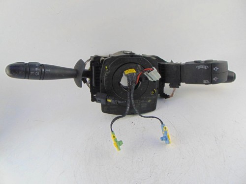 PRZEŁĄCZNIK ZESPOLONY RENAULT LAGUNA II (2001-2005) 8200012244