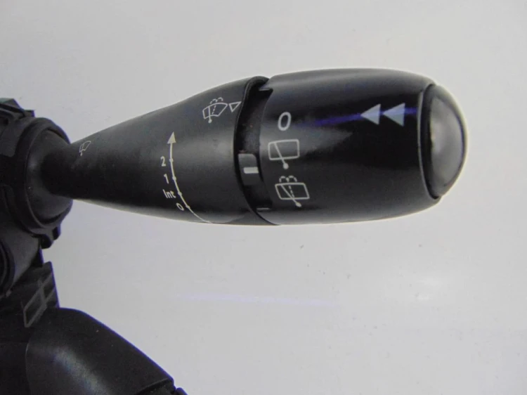 PRZEŁĄCZNIK ZESPOLONY PEUGEOT 5008 96667317XT