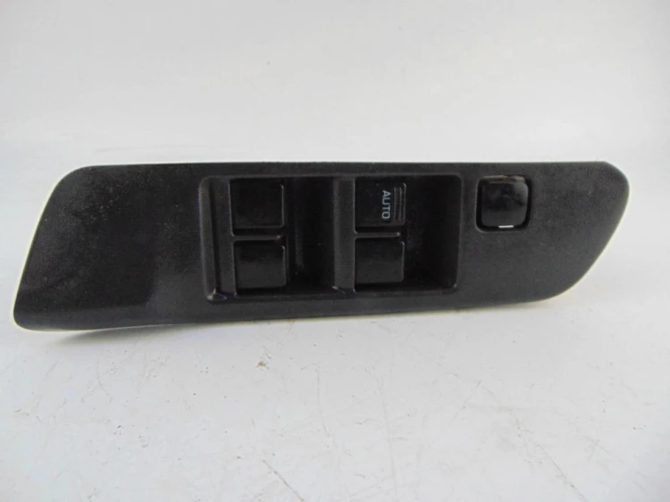 PANEL STEROWANIA SZYB NISSAN PRIMERA P11 2.0 D