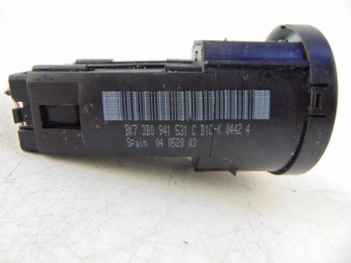 PRZEŁĄCZNIK ŚWIATEŁ SKODA OCTAVIA I 1.8 20V 3B0941531C