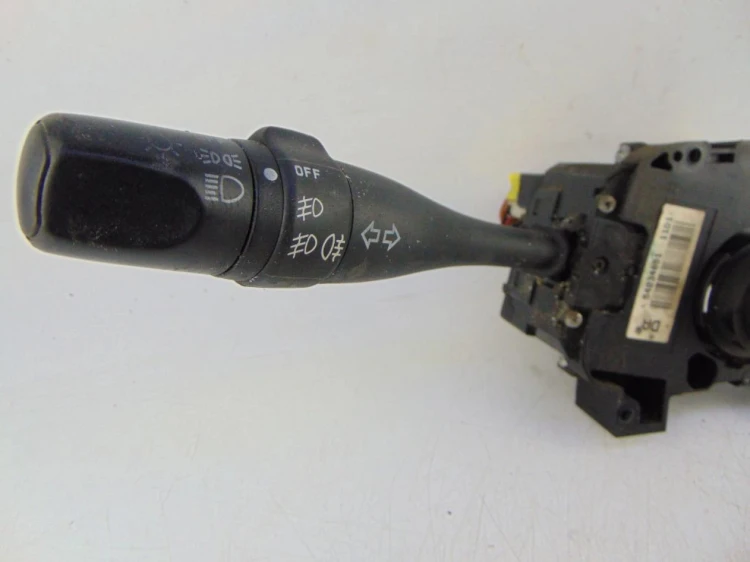 PRZEŁĄCZNIK ZESPOLONY NISSAN ALMERA N16(2000-2006) 1.5 DCI 54034851