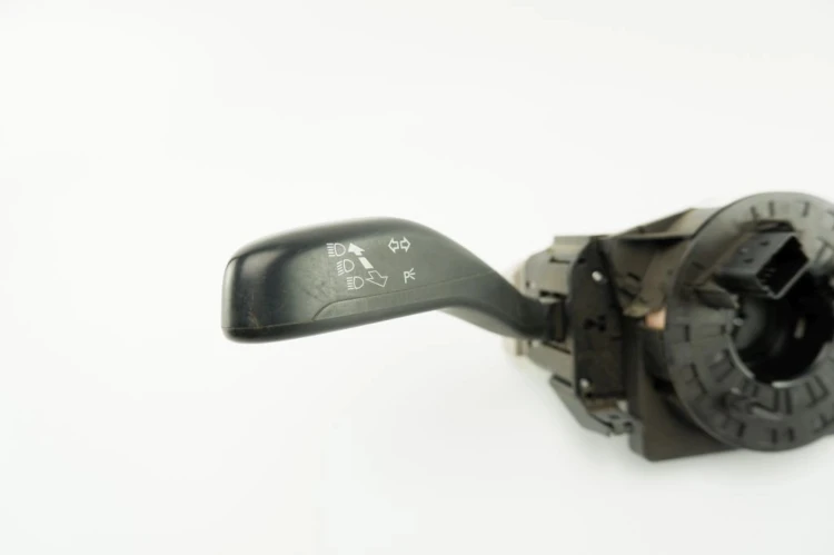 PRZEŁĄCZNIK ZESPOLONY SKODA FABIA II(2007-2014) 1.6 TDI 6Q0953503DN