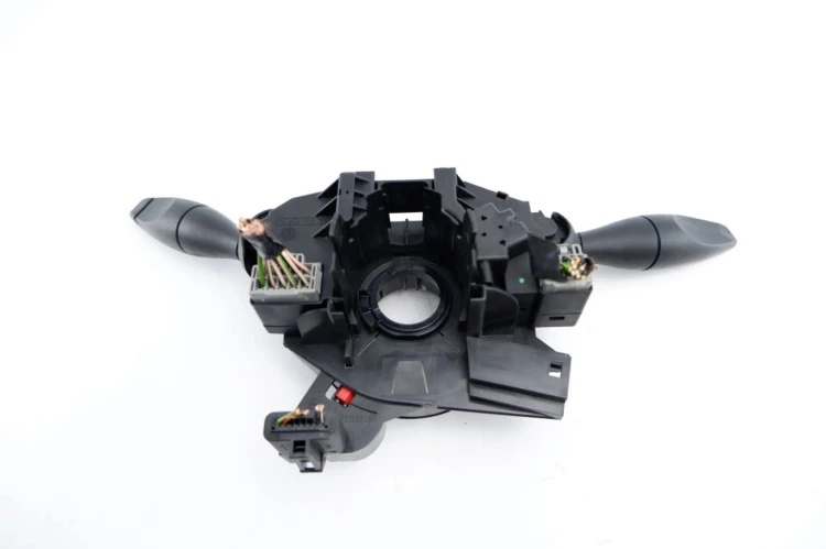PRZEŁĄCZNIK ZESPOLONY FORD FOCUS MK1 (1998-2004) 1.4 16V 98AG-17A553-CC
