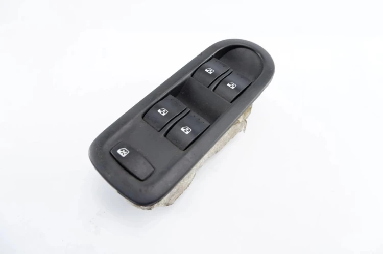 PANEL STEROWANIA SZYB RENAULT MEGANE II LIFT (2005-2008) 156018070