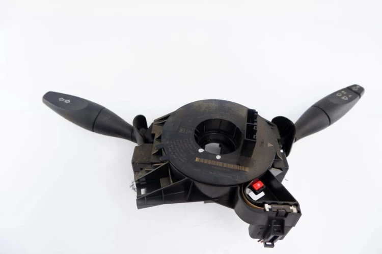 PRZEŁĄCZNIK ZESPOLONY FORD FOCUS MK1 1.8 TDCI 98AG-13335-AE