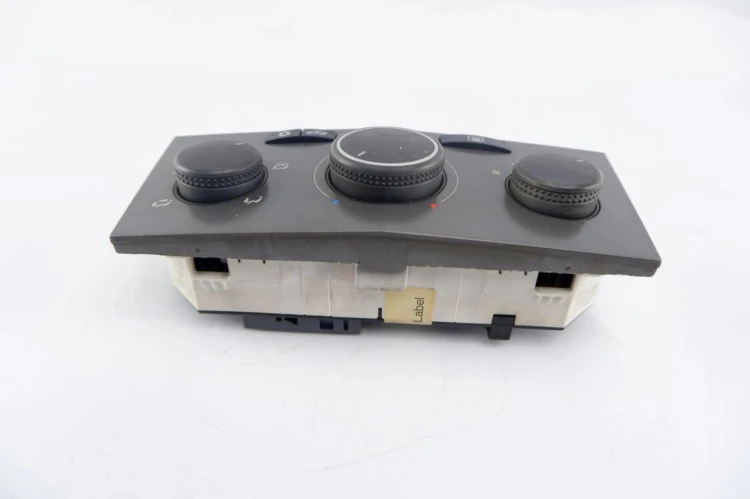 PANEL NAWIEWU OPEL ASTRA H (2006-2014) 1.9 CDTI 13201300
