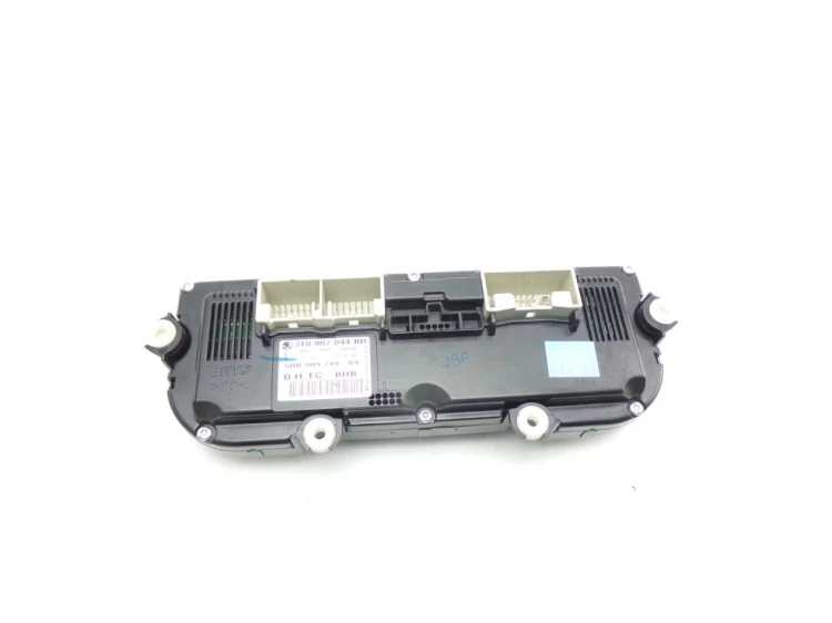 PANEL NAWIEWU SKODA OCTAVIA II LIFT (2008-2013) 1.6 TDI 3T0907044BD