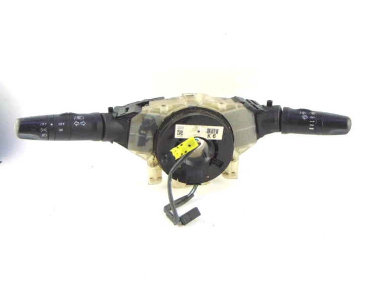 PRZEŁĄCZNIK ZESPOLONY NISSAN ALMERA N16(2000-2006) 1.5 DCI 25540 AV620