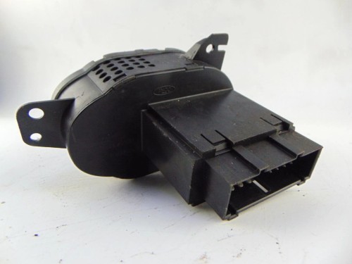 PRZEŁĄCZNIK ŚWIATEŁ FORD FOCUS MK1 1.6 16V 2M5T-13A024-EA