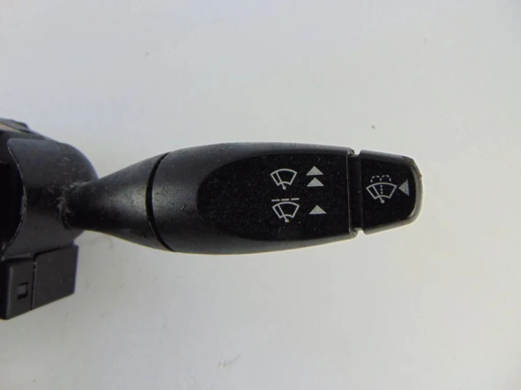 PRZEŁĄCZNIK ZESPOLONY FORD FOCUS MK1 1.8 TDCI 98AG-13335-BG