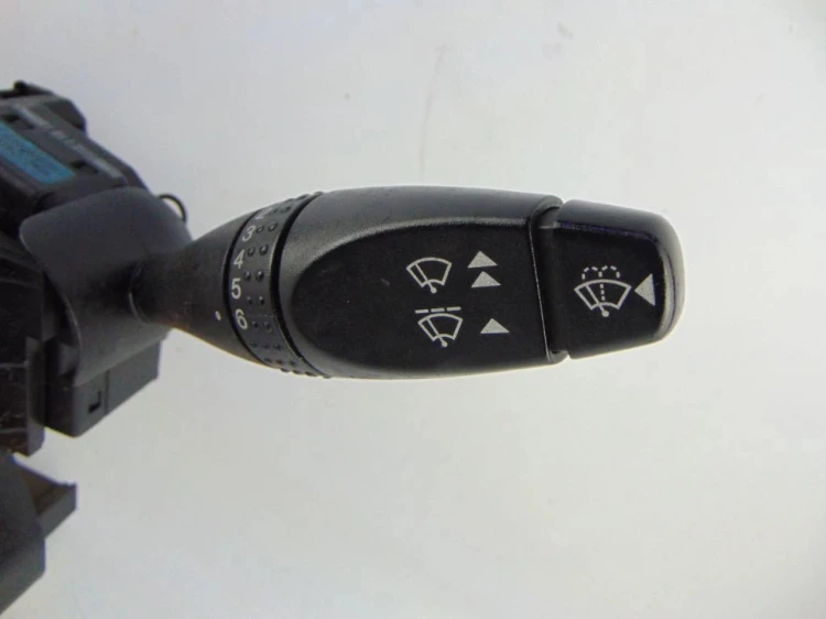 PRZEŁĄCZNIK ZESPOLONY FORD FOCUS MK1 1.8 TDCI 98AG-13335-AG