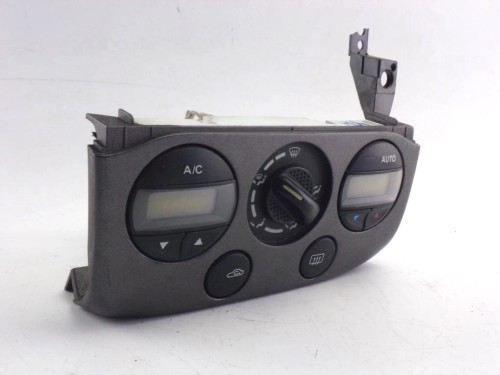 PANEL KLIMATYZACJI NISSAN PRIMERA P11 2.0 D 275109F600