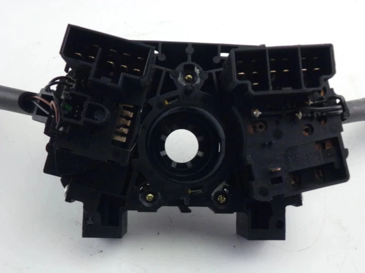PRZEŁĄCZNIK ZESPOLONY NISSAN PRIMERA P11 1.8 54354608