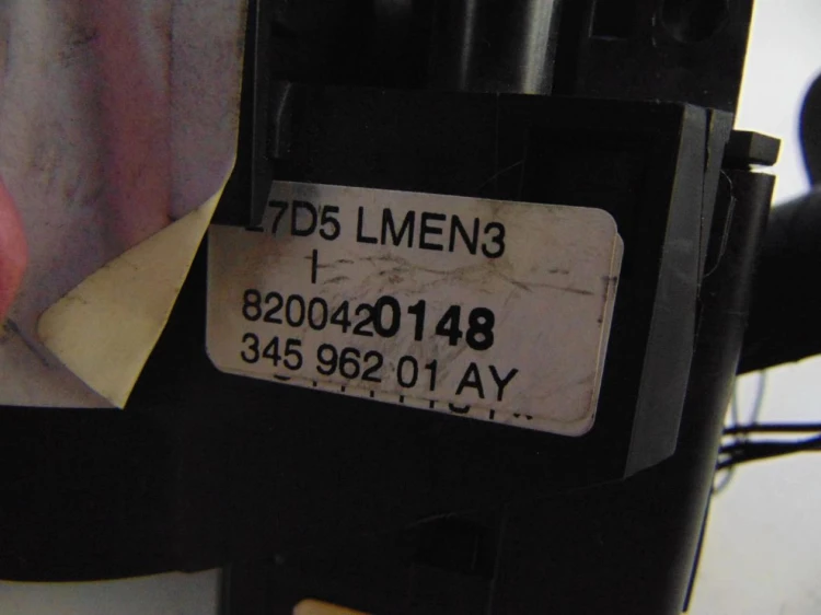 PRZEŁĄCZNIK ZESPOLONY RENAULT LAGUNA II LIFT (2005-2007) 8200420148