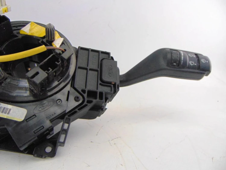 PRZEŁĄCZNIK ZESPOLONY FORD FOCUS MK2 (2004-2011) 1.6 TDCI 5M5T-13N064-BG