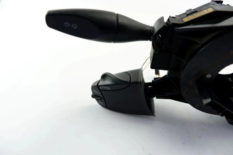 PRZEŁĄCZNIK ZESPOLONY FORD FOCUS MK1 1.8 TDCI 98AG 13335 AE