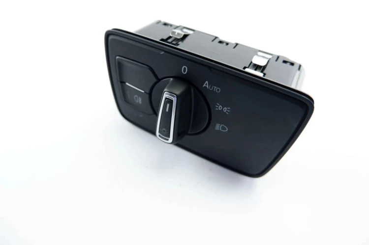 PRZEŁĄCZNIK ŚWIATEŁ VOLKSWAGEN PASSAT B8 1.4 TSI GTE 3G0941633J