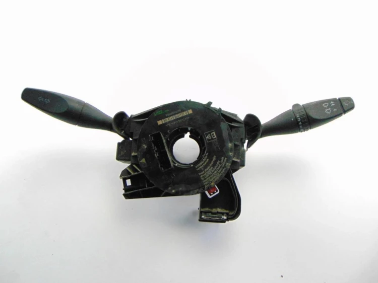 PRZEŁĄCZNIK ZESPOLONY FORD FIESTA MK5 (2002-2005) 1.4 TDCI 1S7T 13335 AE