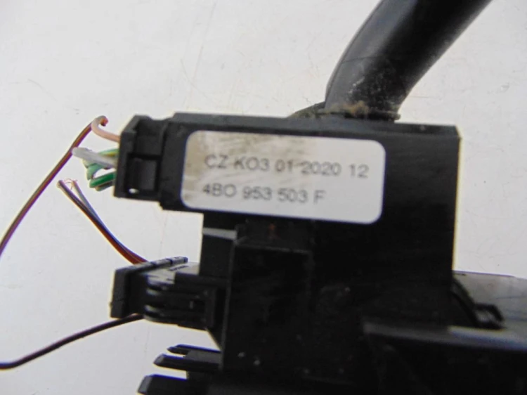 PRZEŁĄCZNIK ZESPOLONY SKODA FABIA I 6Y 1.4 mpi 4B0953503F