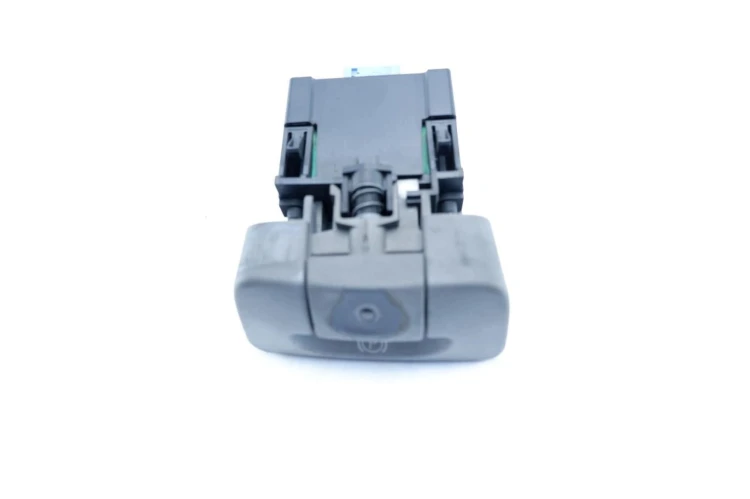 PRZYCISK HAMULCA RĘCZNEGO RENAULT SCENIC II (2003-2005) 1.9 DCI 8200270265-