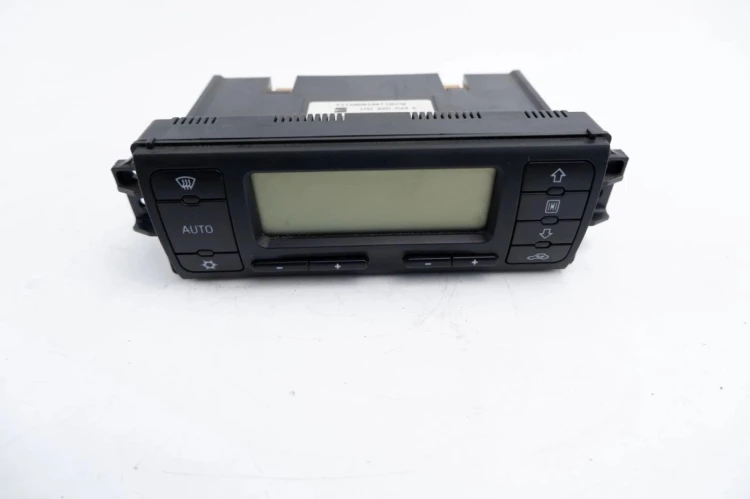 PANEL KLIMATYZACJI SEAT LEON I (1999-2005) 1.8 16V 1M0820043E